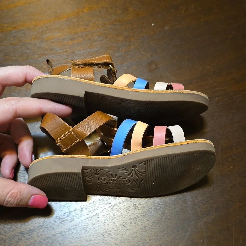 OshKosh Sandals, toddler size 8M‎  pink blue & white on brown/tan